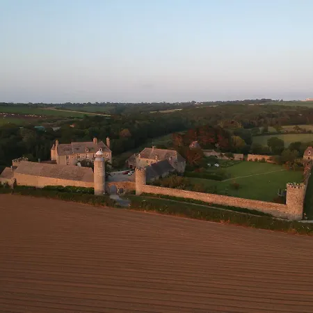 Les Du Chateau Du Rozel Le Rozel