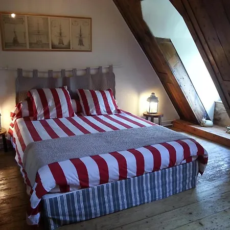 Les Du Chateau Du Rozel 4*