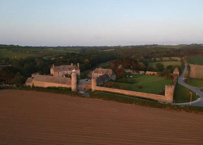 Les Du Chateau Du Rozel Le Rozel