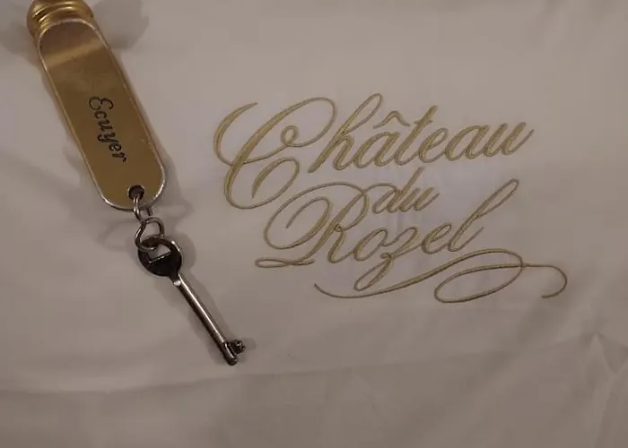 Les Du Chateau Du Rozel Le Rozel