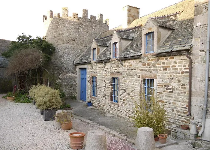 Les Du Chateau Du Rozel 4*