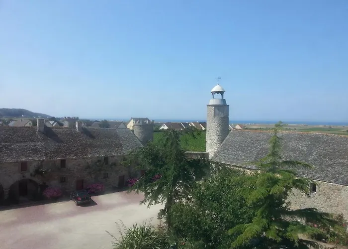 Les Du Chateau Du Rozel Bed and Breakfast Le Rozel