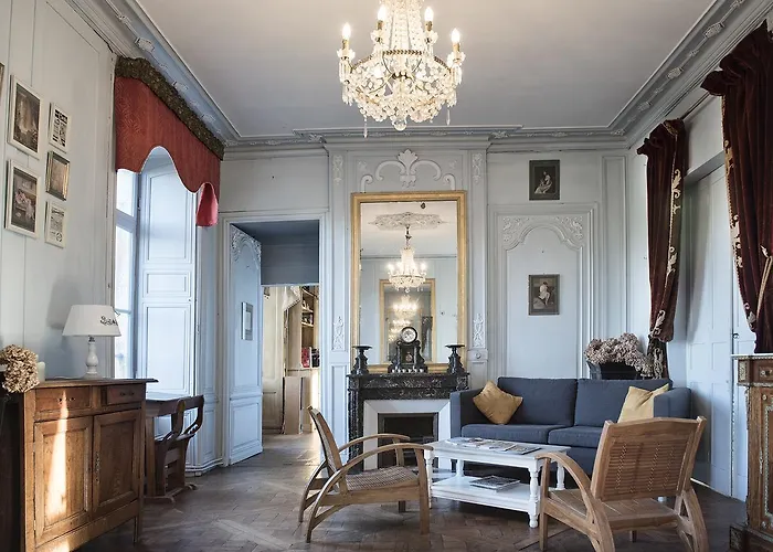 Les Du Chateau Du Rozel Bed and Breakfast 4*