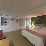 Les Du Chateau Du Rozel 4*