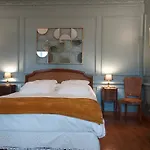 לינה וארוחת בוקר Les Du Chateau Du Rozel
