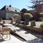 Les Du Chateau Du Rozel