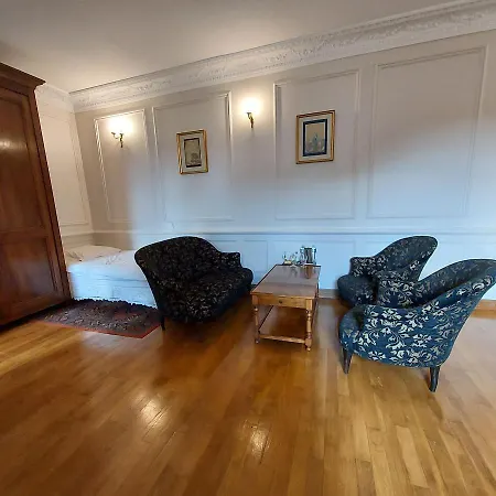 Les Du Chateau Du Rozel Bed & Breakfast