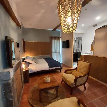 Les Du Chateau Du Rozel 住宿加早餐酒店 4*