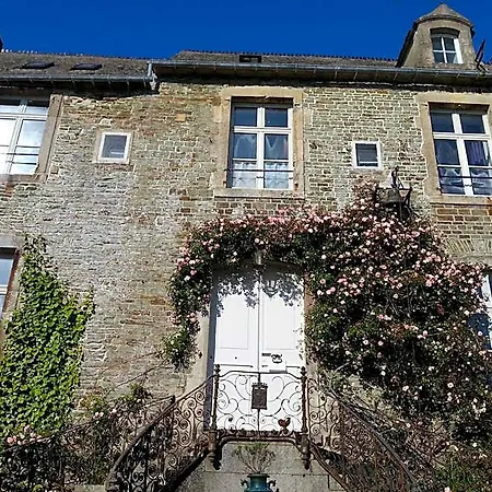 Les Du Chateau Du Rozel Le Rozel