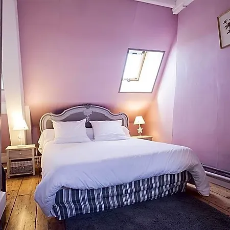 Les Du Chateau Du Rozel Bed and Breakfast 4*