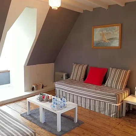 Les Du Chateau Du Rozel Bed and Breakfast 4*