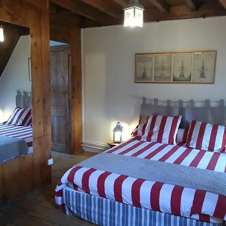 Panzió Les Du Chateau Du Rozel