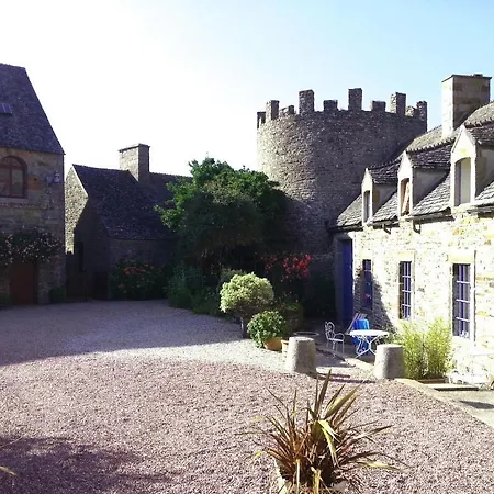 Les Du Chateau Du Rozel