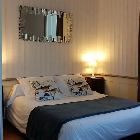 Les Du Chateau Du Rozel 4*