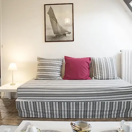 Bed & Breakfast Les Du Chateau Du Rozel