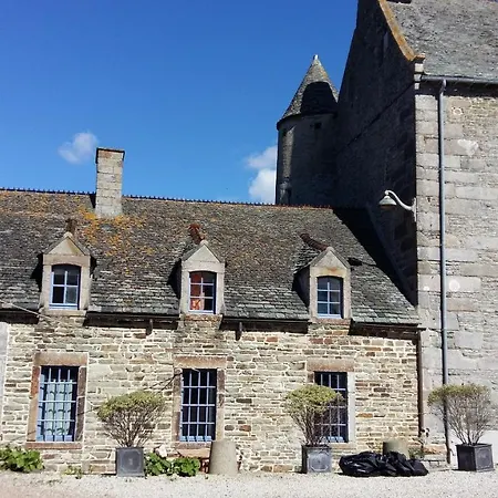 Bed & Breakfast Les Du Chateau Du Rozel 4*