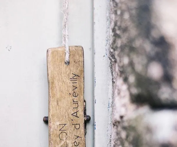 Chateau Du Rozel Bed & Breakfast